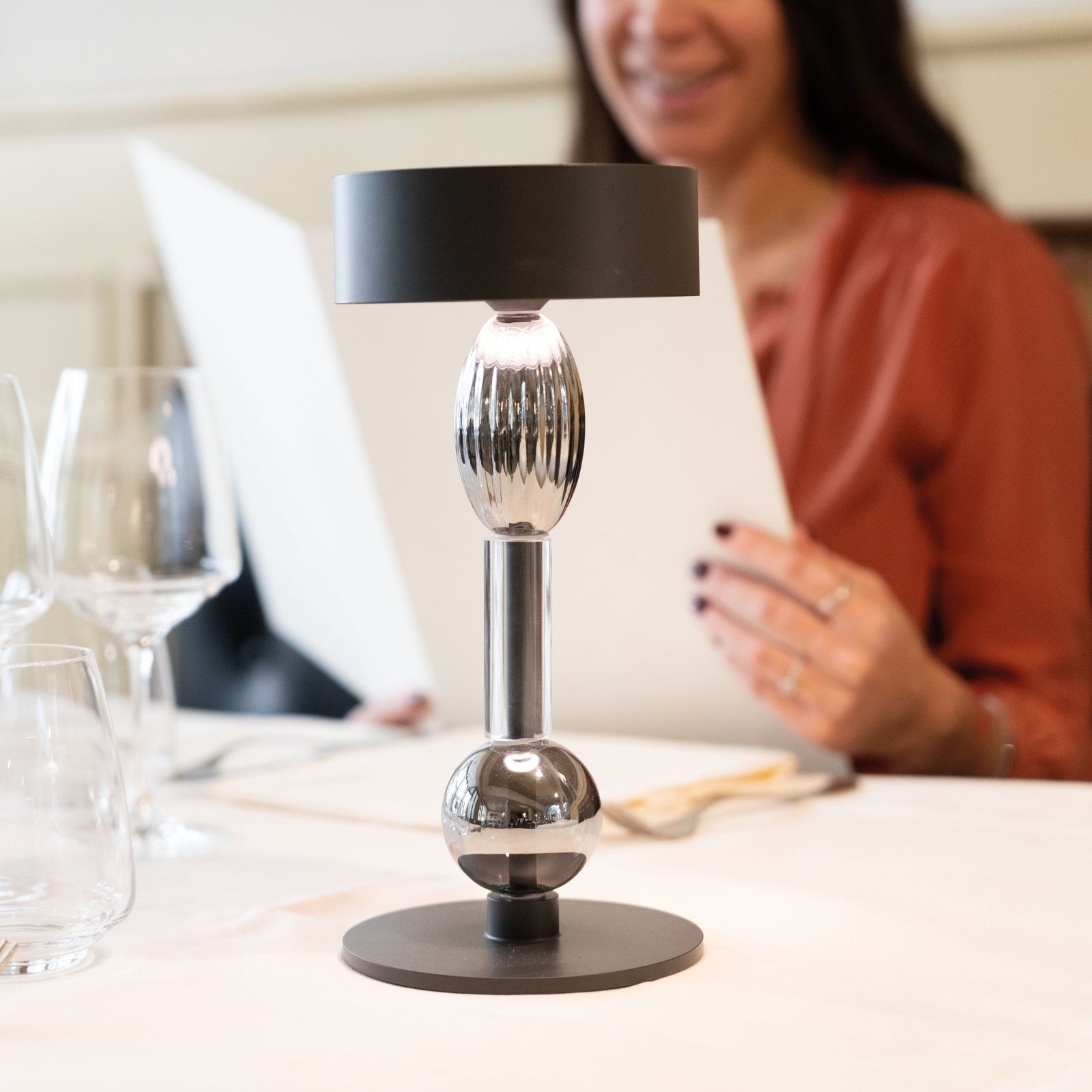 Royal Family Wi-Fi Table Lamp